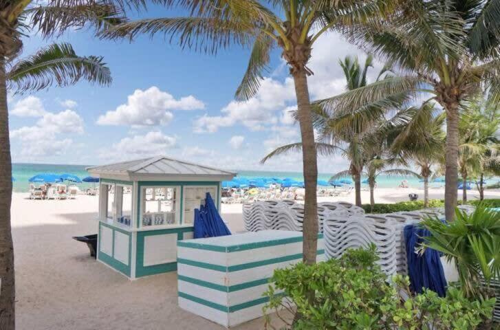 Beachfront Resort - Pool - Ocean View Balcony- Gym Miami Beach Exteriér fotografie